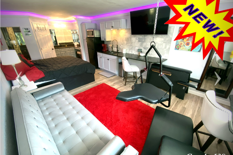 King Fantasy Exterior